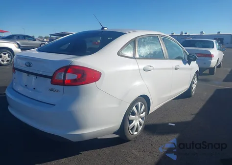 2011 Ford Fiesta Se z USA, uszkodzony, nr VIN 3FADP4BJ6BM221568